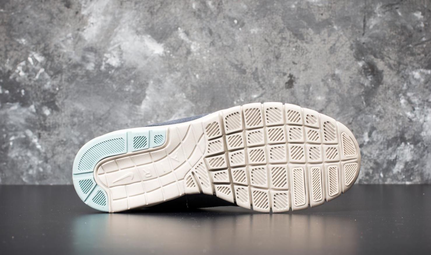 Nike SB - Stefan Janoski Max L (Thunder Blue)