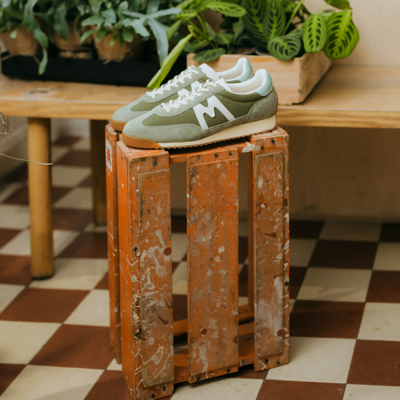 Karhu - Mestari 76 (Tea/Lichen)