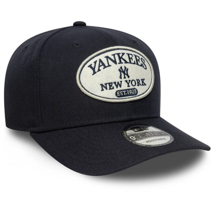 New Era - New York Yankees MLB Patch 9SEVENTY Stretch-Snap Adjustable Cap (Navy)