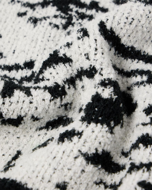 Edwin - Panku Sweater  (White/Black)