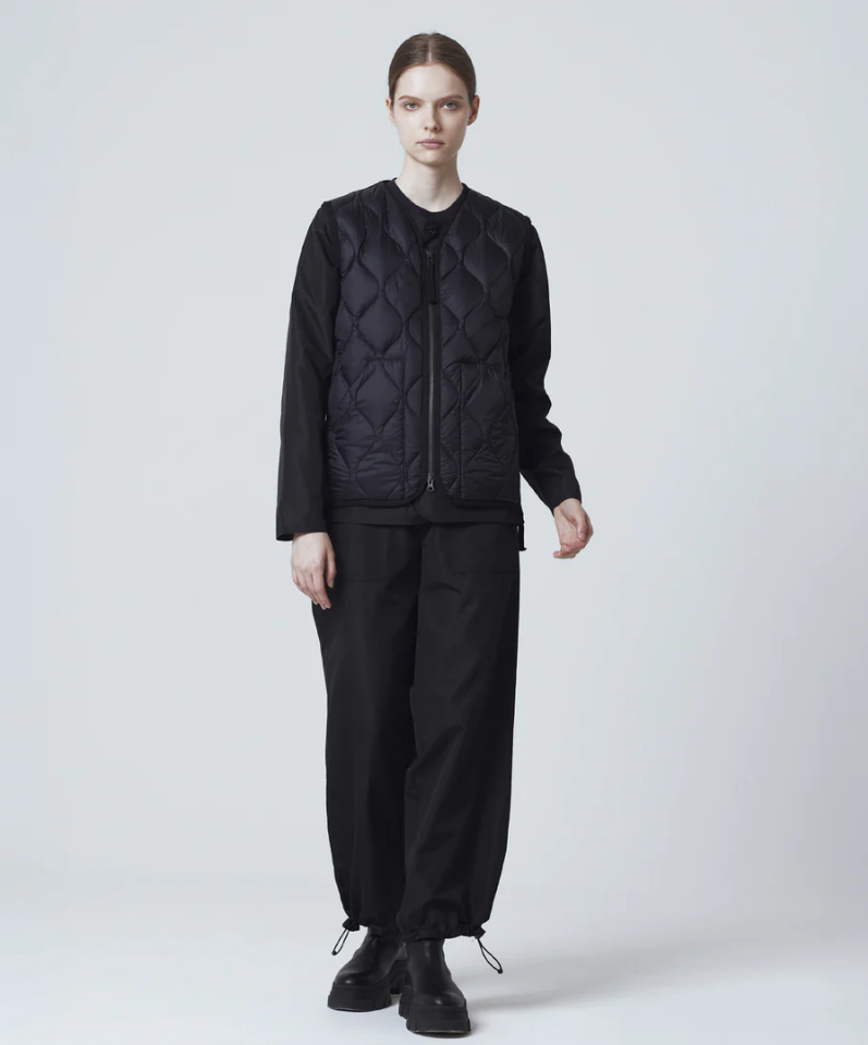 TAION - Unisex Military V-Neck W-Zip Down Vest (Soft Shell) (Black)