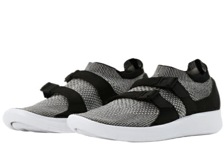 Nike - Air Sockracer Flyknit (Black/Pale Grey/White)